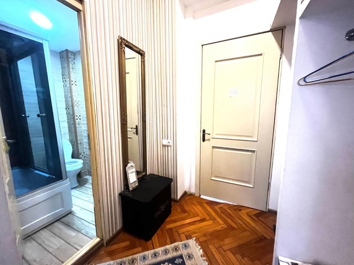 Guest House Kipiani Tbilisi Buitenkant foto